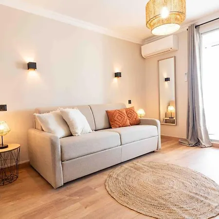 Apartment Magnifique Ac Terrasse-plage A Pied-parking Prive *